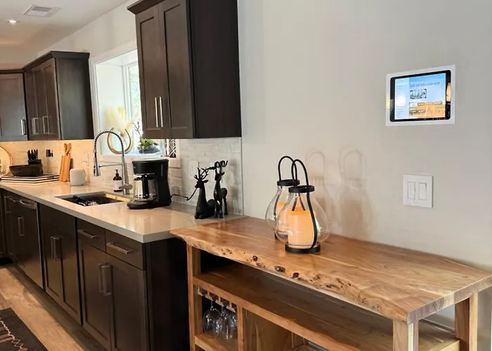 Memories And Luxury At Pine Ridge Retreat