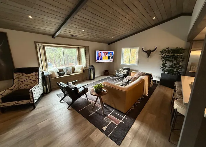 Memories And Luxury At Pine Ridge Retreat Holiday home Flagstaff