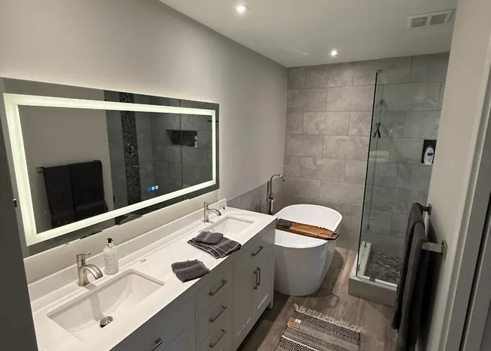 Memories And Luxury At Pine Ridge Retreat Holiday home